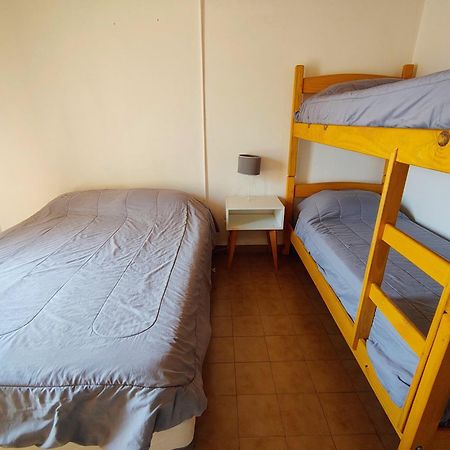 El Faro Hostel Пуерто Мадрин Екстериор снимка
