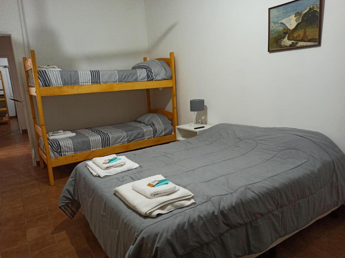 El Faro Hostel Пуерто Мадрин Екстериор снимка