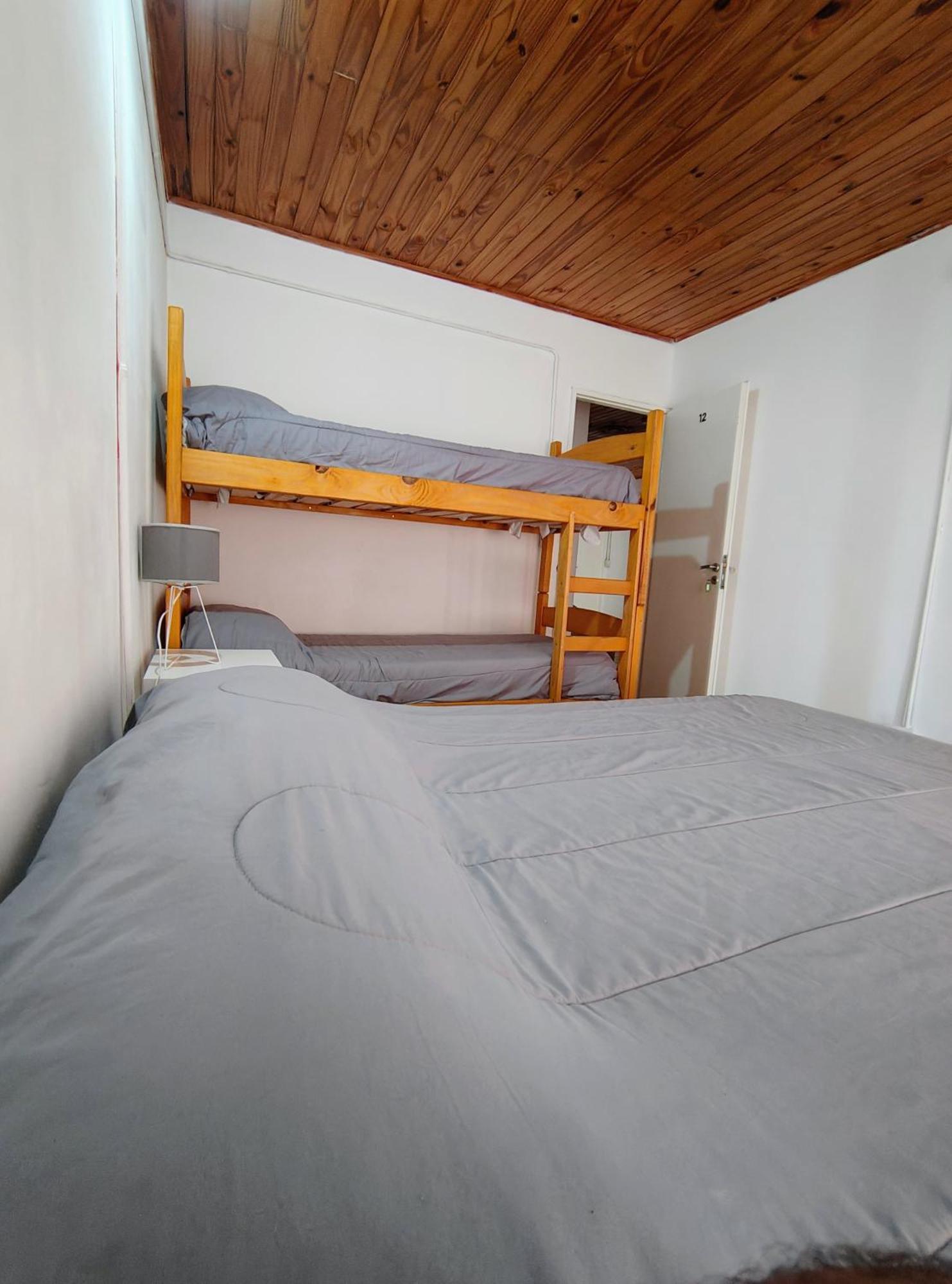 El Faro Hostel Пуерто Мадрин Екстериор снимка